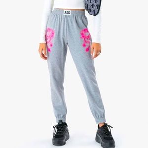 ADIKA. TOKYO SWEATPANTS IN GREY. MEDIUM.